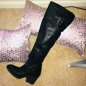 Leather Thigh-high heeled boots